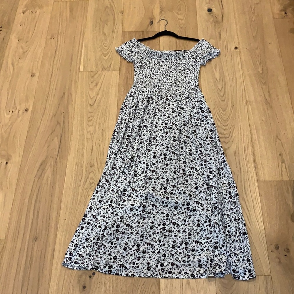 Miss Lulo Off the shoulder Maxi Dress